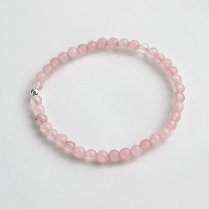 Браслет из розового кварца (диаметр бусин ~ 4 мм), подарки